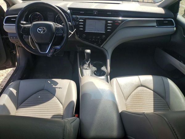 2018 TOYOTA CAMRY