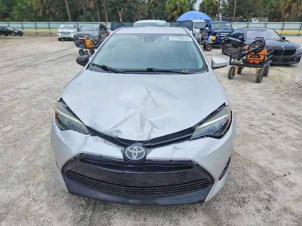 2018 TOYOTA COROLLA