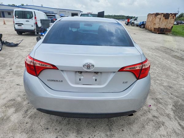 2018 TOYOTA COROLLA