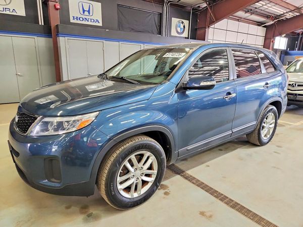2014 KIA SORENTO Base/ LX