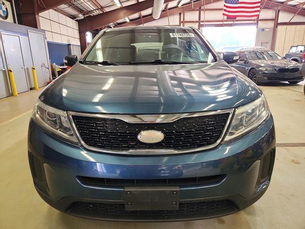 2014 KIA SORENTO Base/ LX