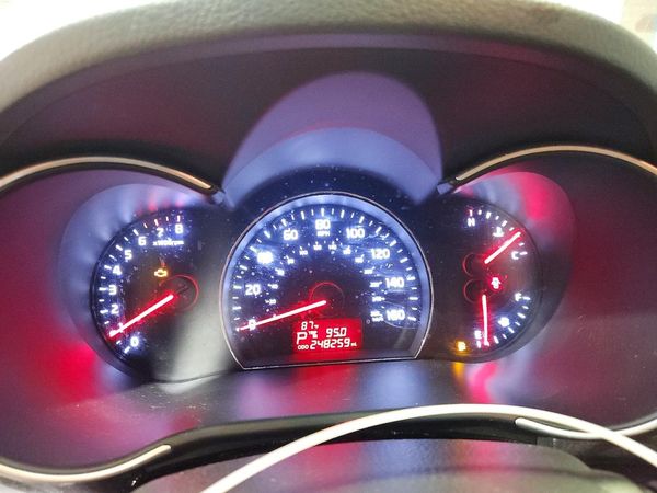 2014 KIA SORENTO Base/ LX