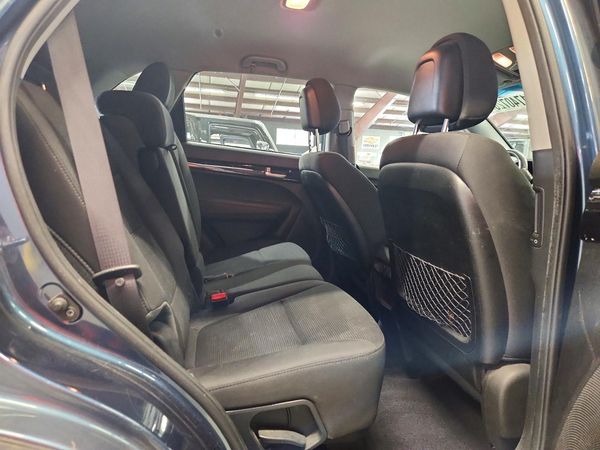 2014 KIA SORENTO Base/ LX
