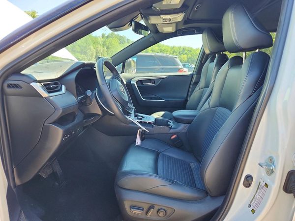 2023 TOYOTA RAV4 XSE