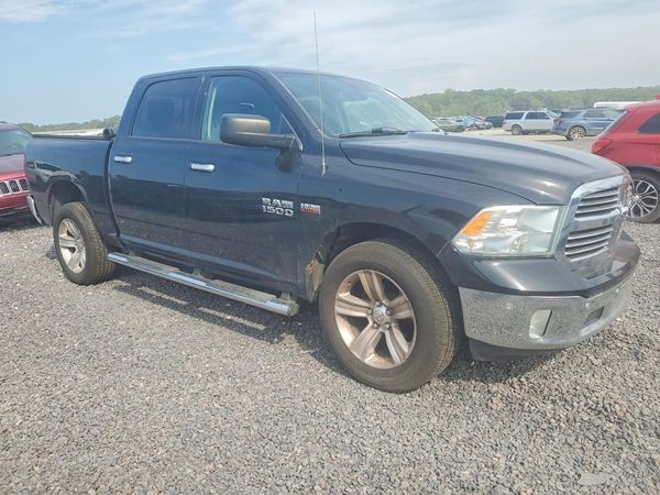 2014 RAM 1500 SLT