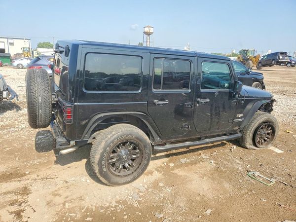2017 JEEP WRANGLER UNLIMITED SAHARA 4X4