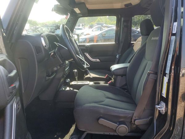 2017 JEEP WRANGLER UNLIMITED SAHARA 4X4