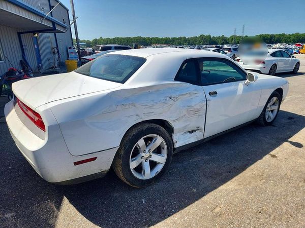 2013 DODGE CHALLENGER Base
