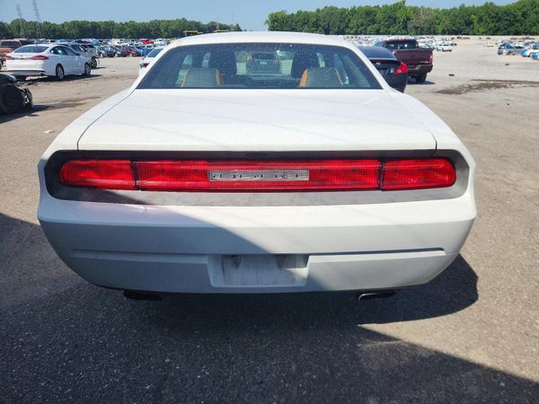 2013 DODGE CHALLENGER Base
