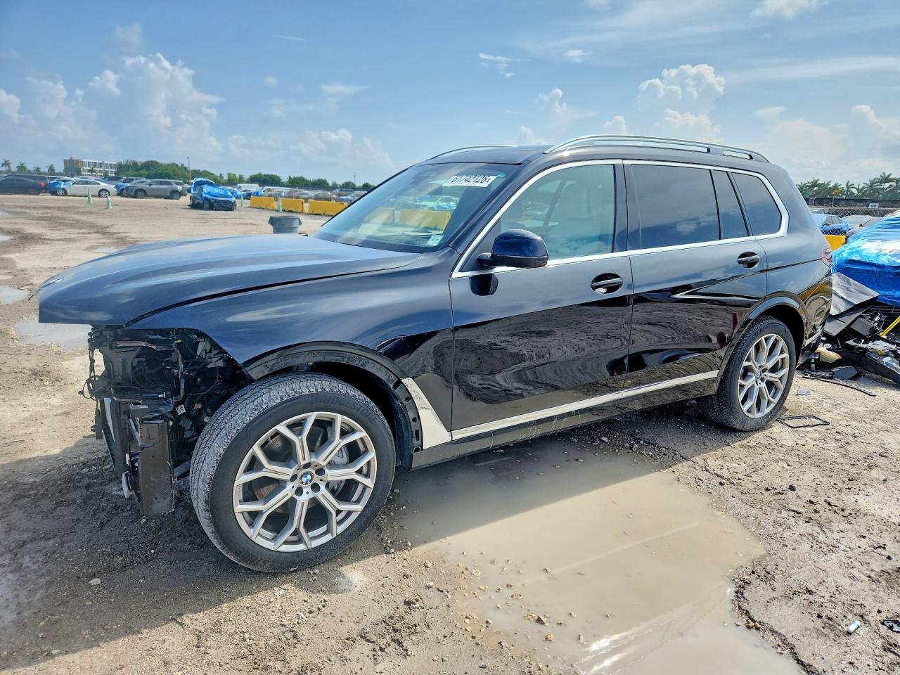 2025 BMW X7