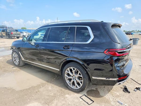 2025 BMW X7