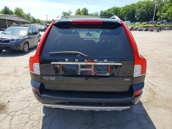 2013 VOLVO XC90