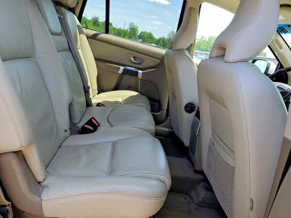 2013 VOLVO XC90