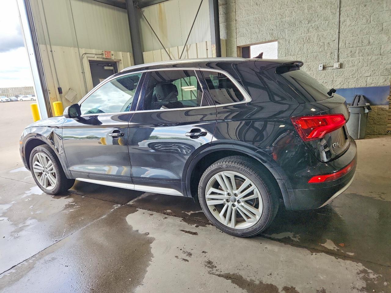 2020 AUDI Q5 quattro Premium Plus