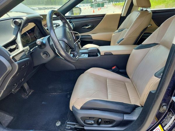 2019 LEXUS ES 350