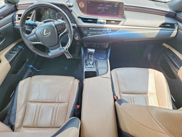 2019 LEXUS ES 350