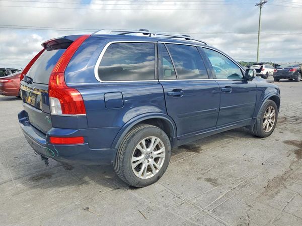 2013 VOLVO XC90