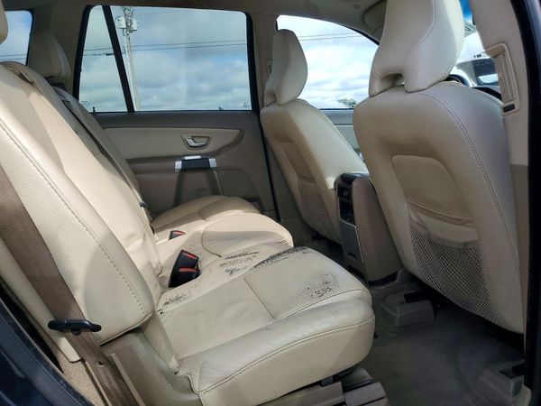 2013 VOLVO XC90