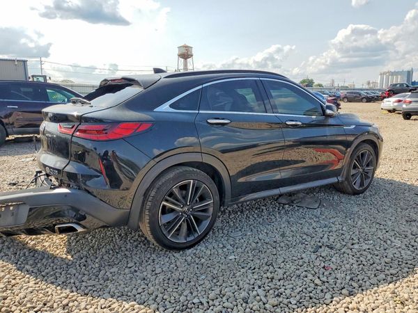 2022 INFINITI QX55 Essential