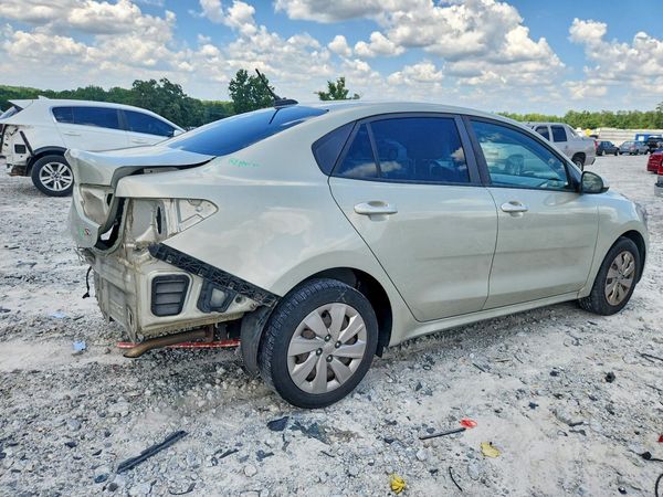 2018 KIA RIO
