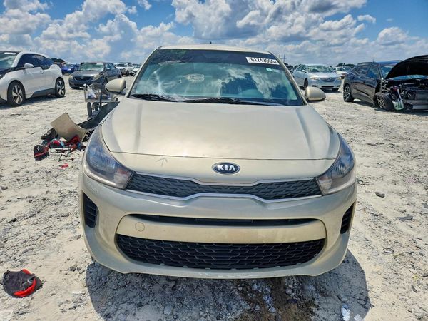 2018 KIA RIO
