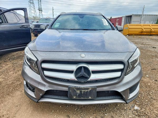 2016 MERCEDES-BENZ GLA GLA250-4M