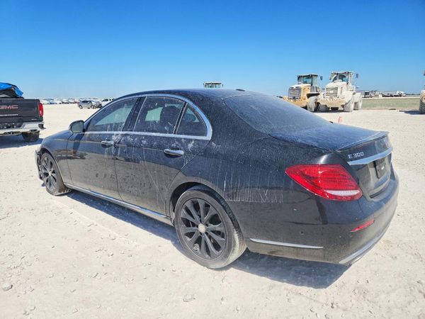 2017 MERCEDES-BENZ E E300