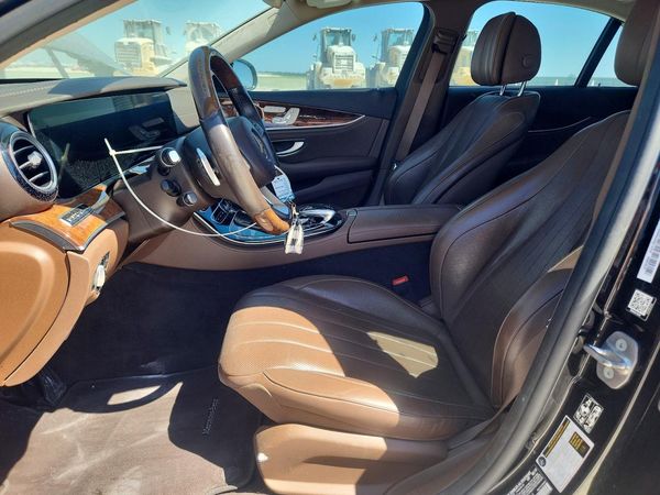 2017 MERCEDES-BENZ E E300