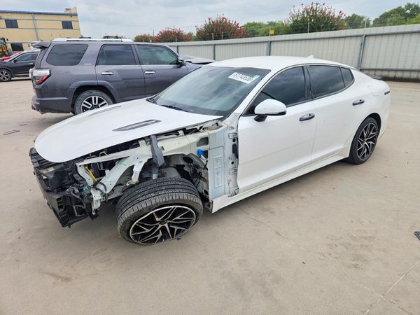 2022 KIA STINGER GT-Line