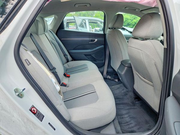 2020 HYUNDAI SONATA SE