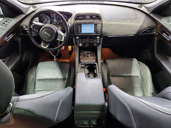 2018 JAGUAR F-PACE S