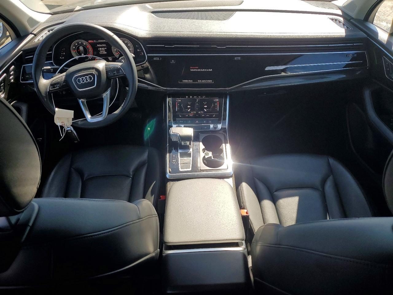 2024 AUDI Q7 quattro Premium Plus