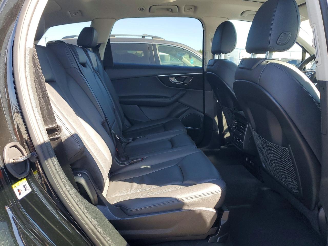 2024 AUDI Q7 quattro Premium Plus