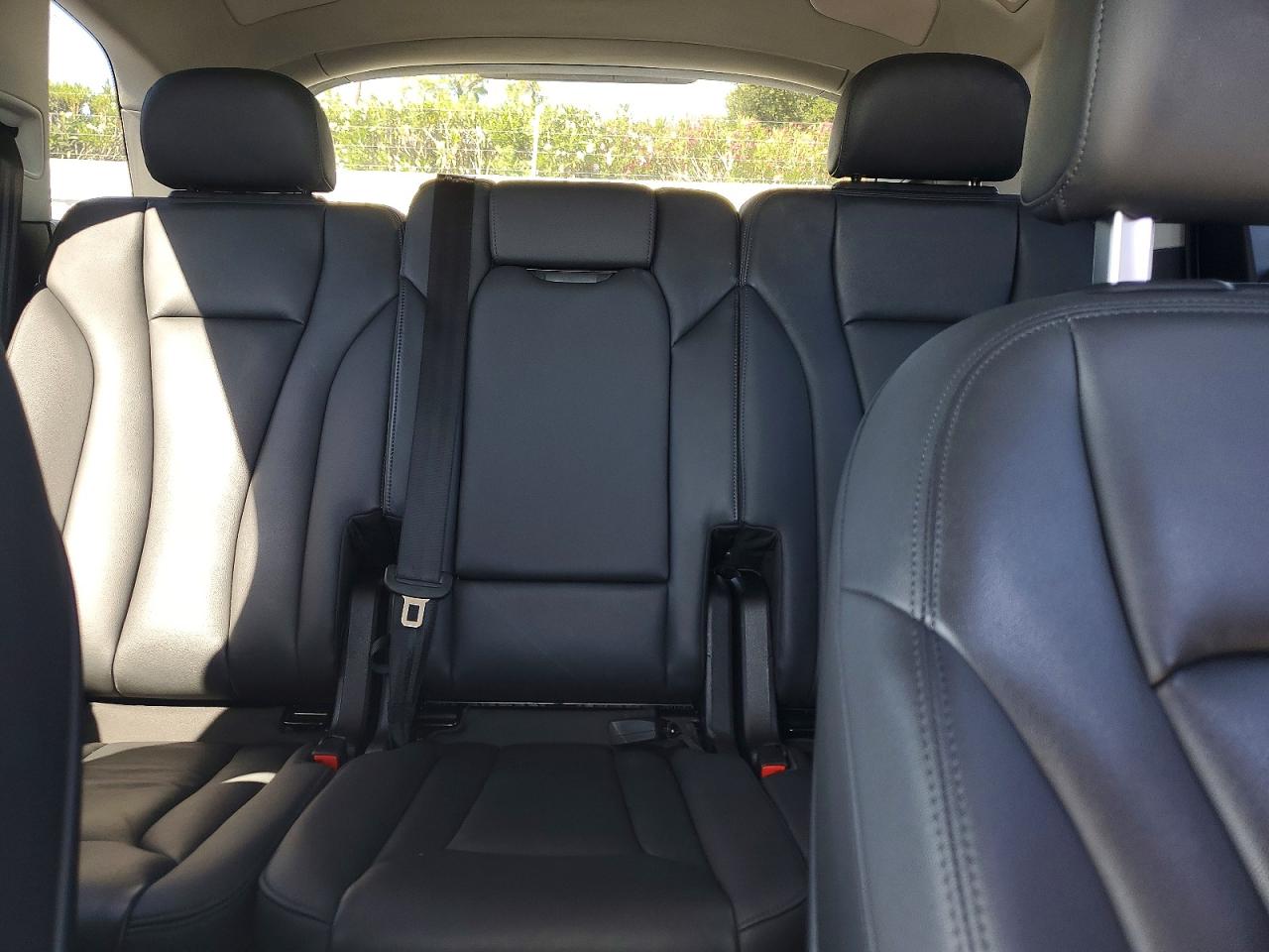 2024 AUDI Q7 quattro Premium Plus