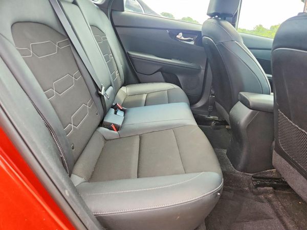2021 KIA FORTE GT Line