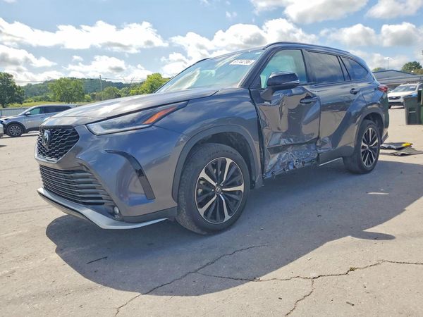2021 TOYOTA HIGHLANDER XSE Nav & JBL