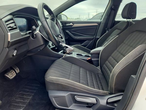 2023 VOLKSWAGEN JETTA