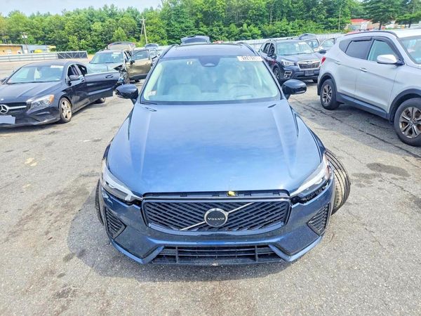 2026 VOLVO XC60 Ultra Dark