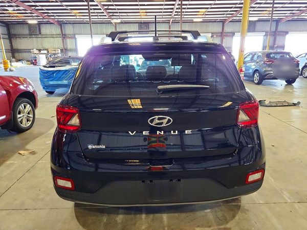 2026 HYUNDAI VENUE