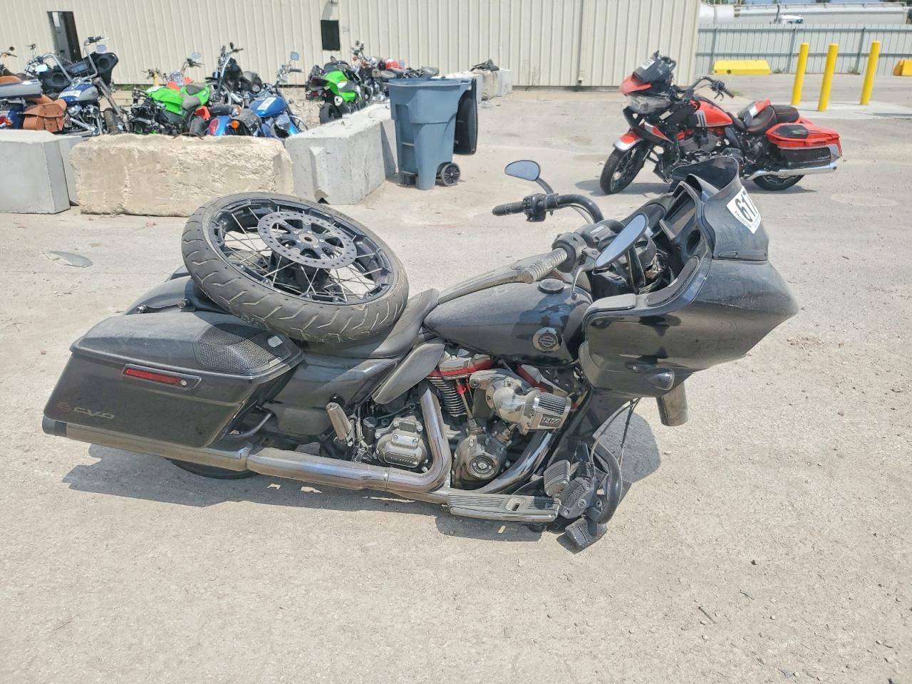 2022 HARLEY-DAVIDSON FLSE