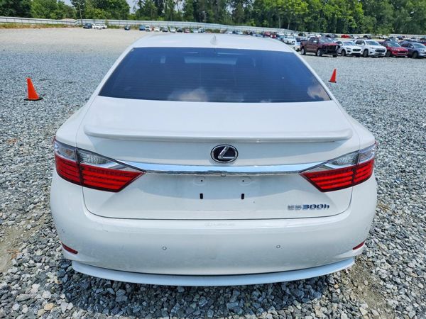 2015 LEXUS ES