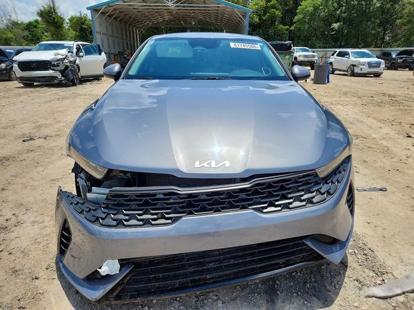 2022 KIA K5