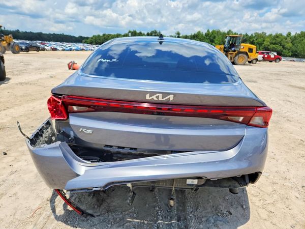 2022 KIA K5