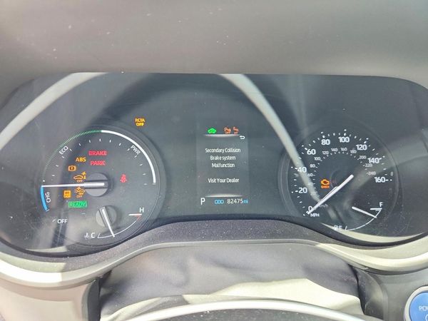 2022 TOYOTA SIENNA XSE