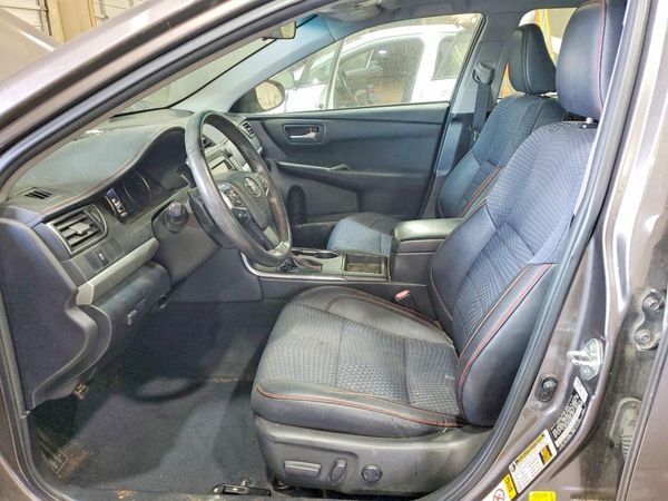 2015 TOYOTA CAMRY — DENT