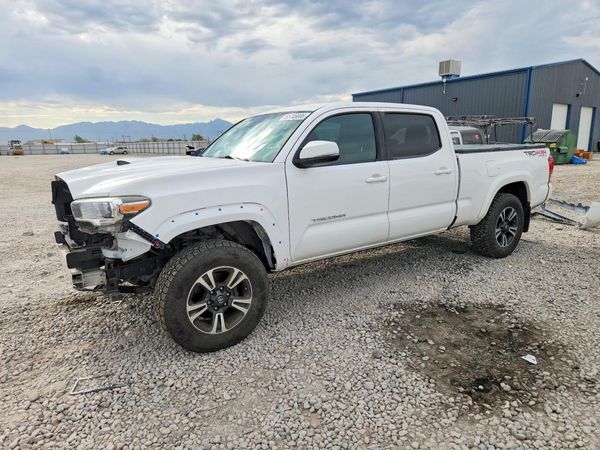 2019 TOYOTA TACOMA SR5