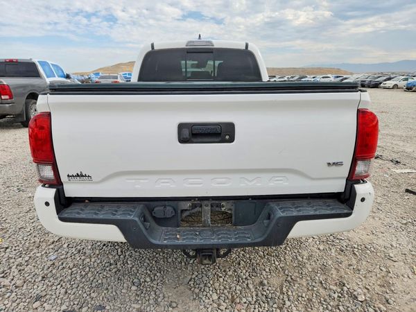 2019 TOYOTA TACOMA SR5