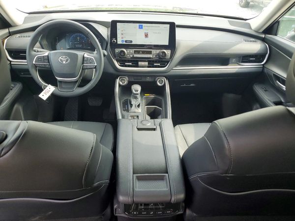 2026 TOYOTA GRAND HIGHLANDER