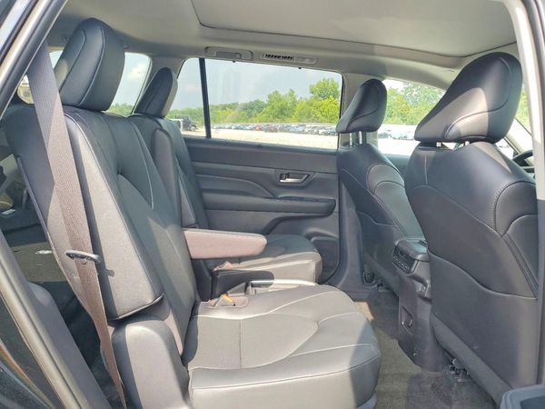 2026 TOYOTA GRAND HIGHLANDER