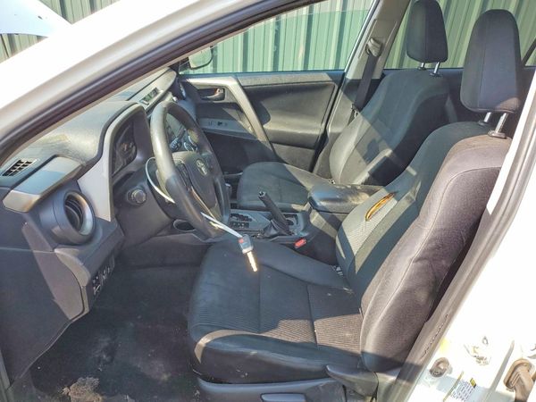 2015 TOYOTA RAV4 LE (X Grade)